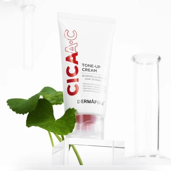 Cica A-C Tone-Up Cream - Good For Acne Prone Skin - Picture 4 of 5
